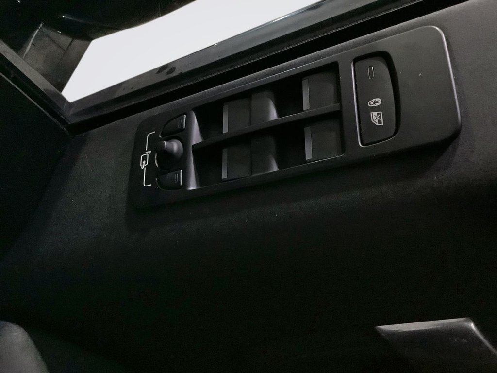 Used Land Rover Discovery Sport 2020 for sale - 76698231: Photo 25