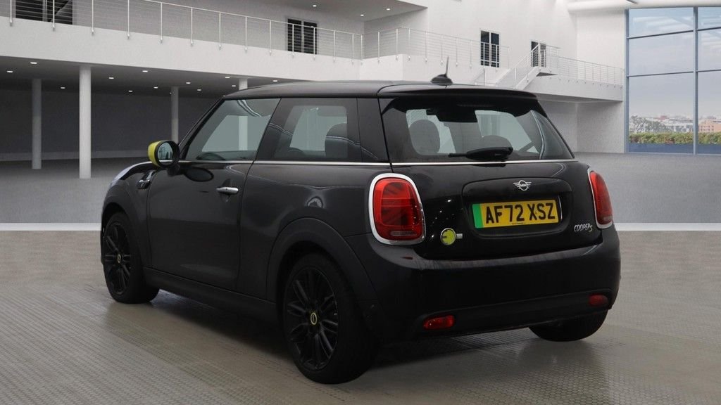 Used MINI Hatch 2023 for sale - 77451703: Photo 9