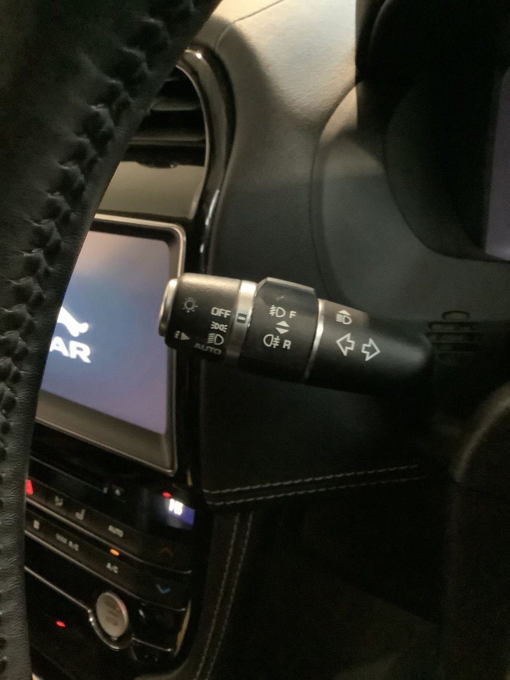 Used Jaguar F-Pace 2018 for sale - 77064868: Photo 18