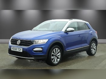 Used Volkswagen T-Roc 2018 for sale - 78762475: Photo