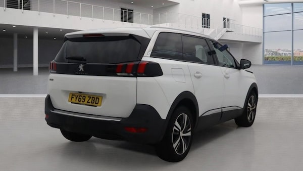 Used Peugeot 5008 2019 for sale - 76286186: Photo 4
