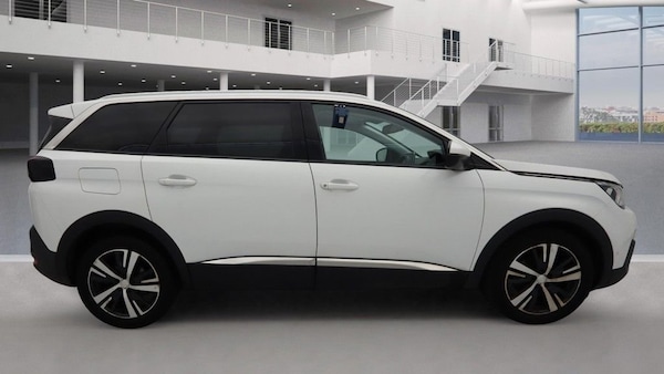 Used Peugeot 5008 2019 for sale - 76286186: Photo 5