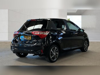 Used Toyota Yaris 2020 for sale - 79238146: Photo