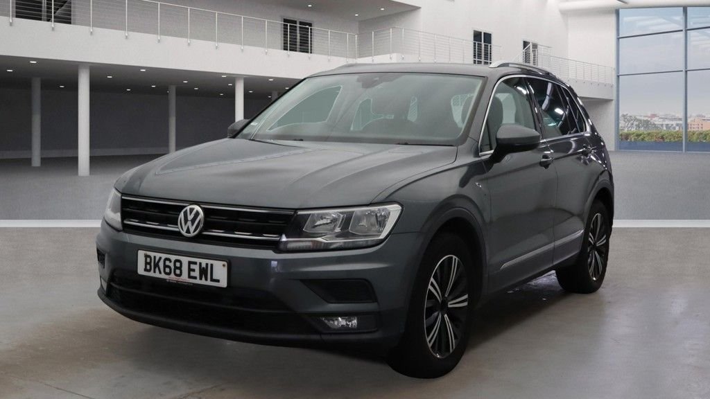 Used Volkswagen Tiguan 2018 for sale - 76367852: Photo 2
