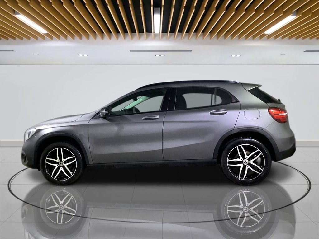 Used Mercedes-Benz GLA 2019 for sale - 76840845: Photo 3