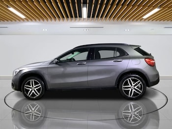 Used Mercedes-Benz GLA 2019 for sale - 76840845: Photo
