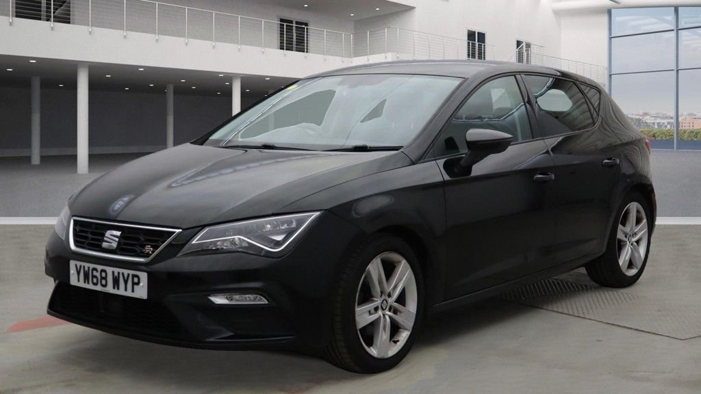 Used SEAT Leon 2019 for sale - 76202617: Photo 2