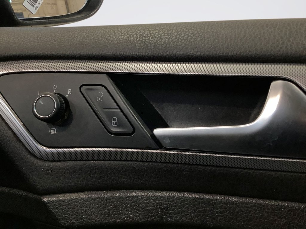 Used Volkswagen Golf 2020 for sale - 77995261: Photo 25