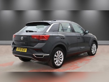 Used Volkswagen T-Roc 2019 for sale - 78864086: Photo