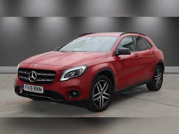 Used Mercedes-Benz GLA 2019 for sale - 79587581: Photo