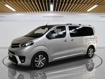 Used Toyota PROACE CITY Verso 2019 for sale - 78753866: Photo