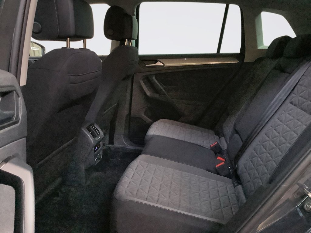 Used Volkswagen Tiguan 2022 for sale - 77748107: Photo 12