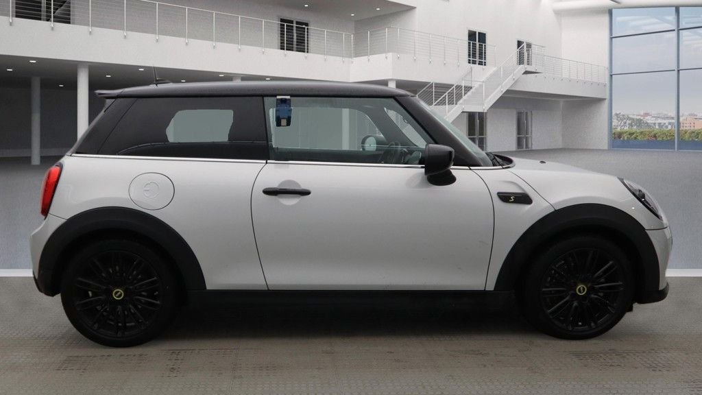 Used MINI Hatch 2022 for sale - 77332963: Photo 11