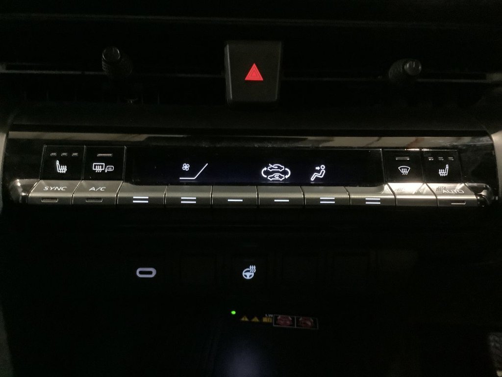 Used Toyota C-HR 2024 for sale - 77534151: Photo 24