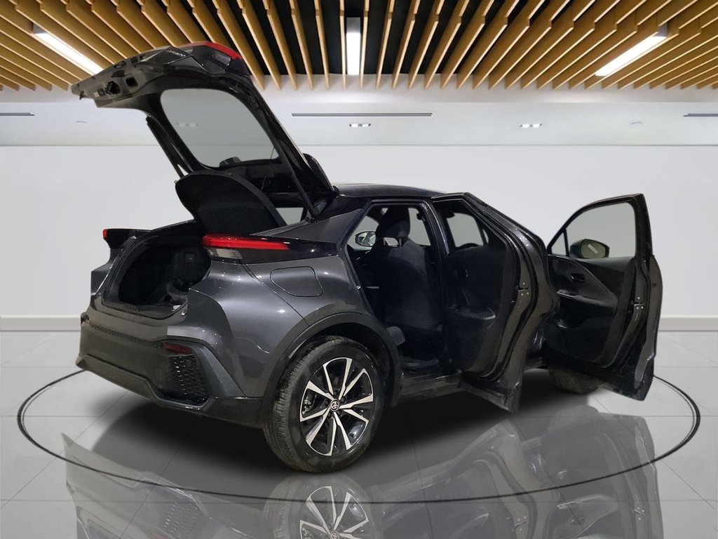 Used Toyota C-HR 2024 for sale - 77534151: Photo 9