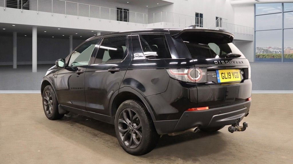 Used Land Rover Discovery Sport 2019 for sale - 76139924: Photo 3