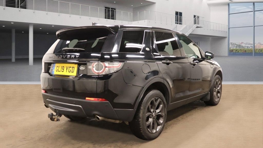 Used Land Rover Discovery Sport 2019 for sale - 76139924: Photo 4