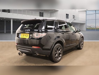 Used Land Rover Discovery Sport 2019 for sale - 76139924: Photo 4