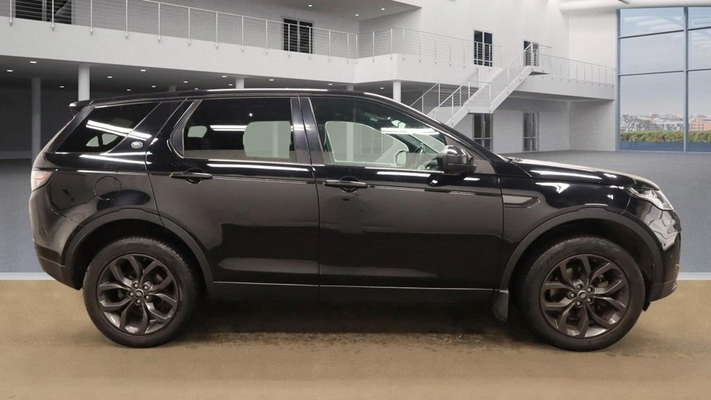 Used Land Rover Discovery Sport 2019 for sale - 76139924: Photo 5