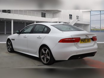 Used Jaguar XE 2019 for sale - 76229003: Photo 3