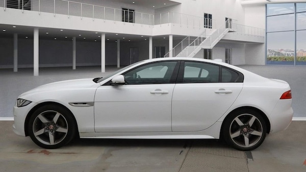 Used Jaguar XE 2019 for sale - 76229003: Photo 6