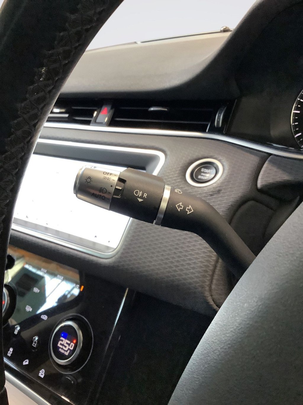 Used Land Rover Range Rover Evoque 2019 for sale - 77360238: Photo 21