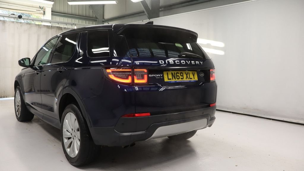 Used Land Rover Discovery Sport 2019 for sale - 76803738: Photo 3