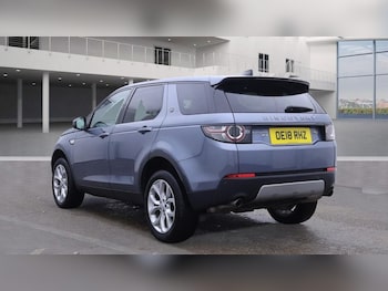 Used Land Rover Discovery Sport 2018 for sale - 76313158: Photo 3