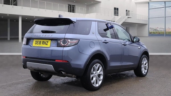 Used Land Rover Discovery Sport 2018 for sale - 76313158: Photo 4