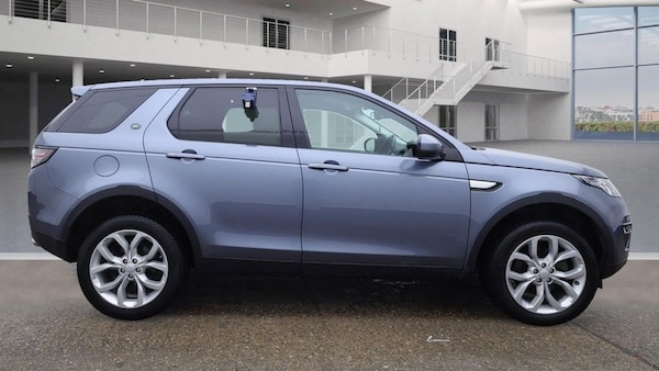 Used Land Rover Discovery Sport 2018 for sale - 76313158: Photo 5