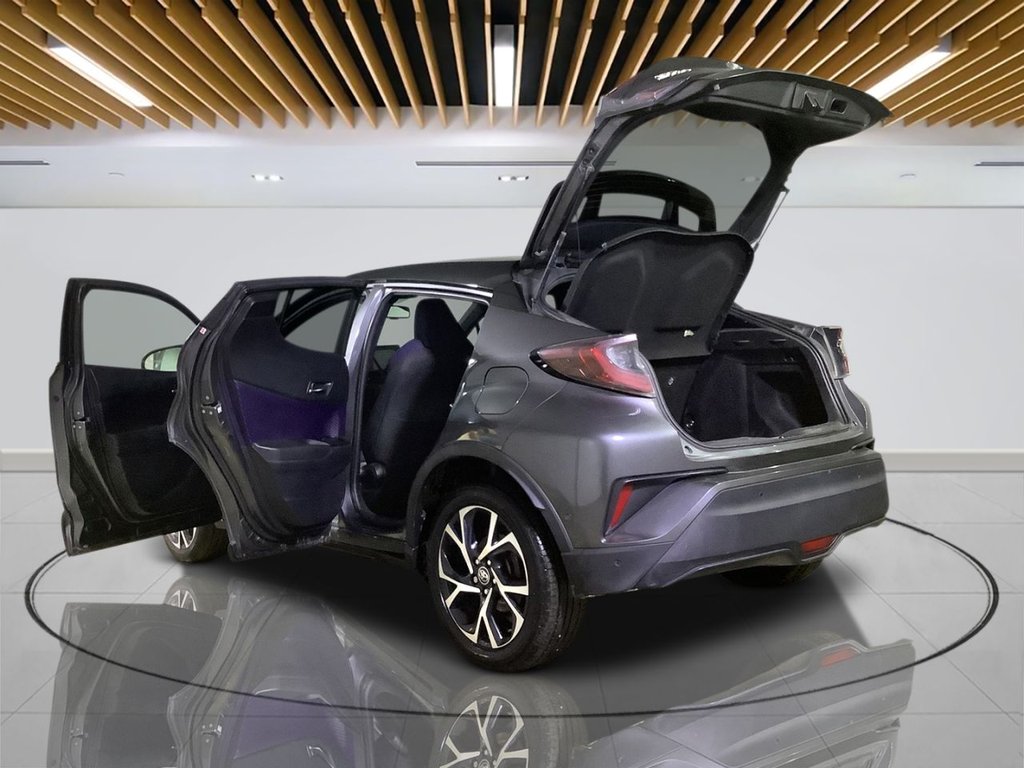 Used Toyota C-HR 2017 for sale - 76147368: Photo 10