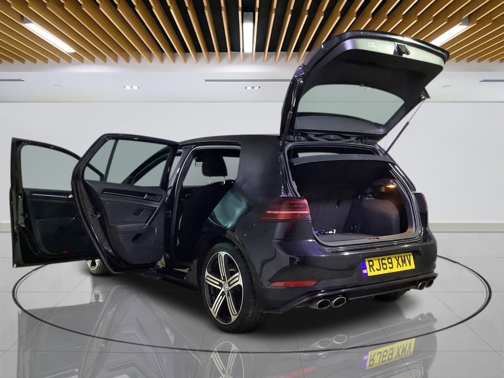 Used Volkswagen Golf 2020 for sale - 76631936: Photo 10