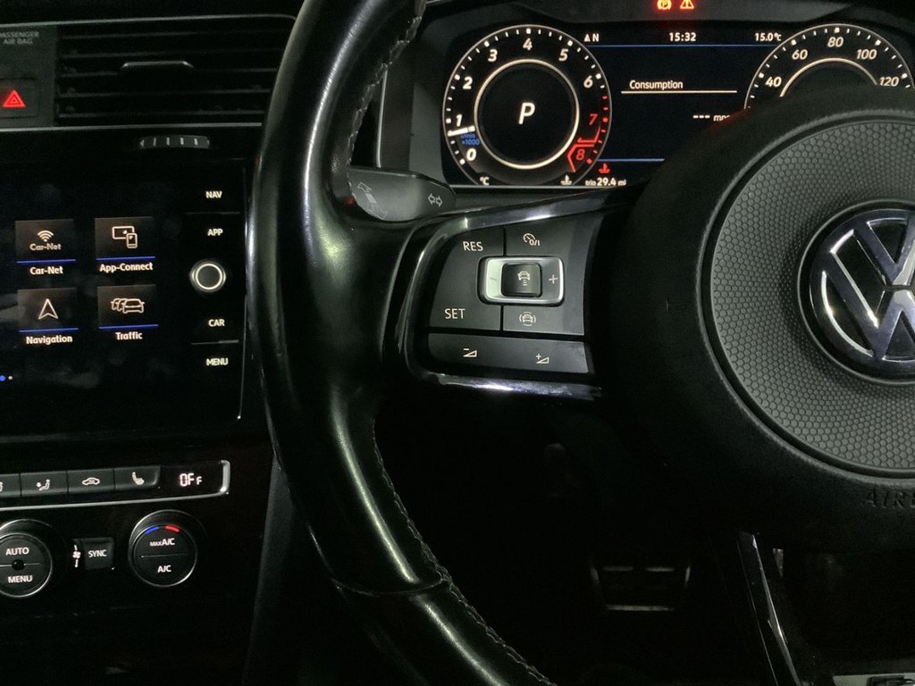 Used Volkswagen Golf 2020 for sale - 76631936: Photo 17