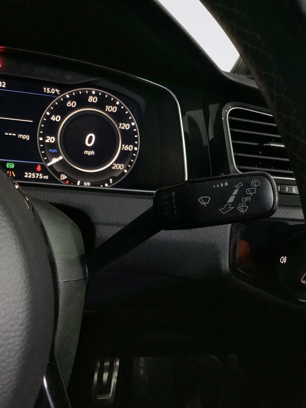 Used Volkswagen Golf 2020 for sale - 76631936: Photo 21