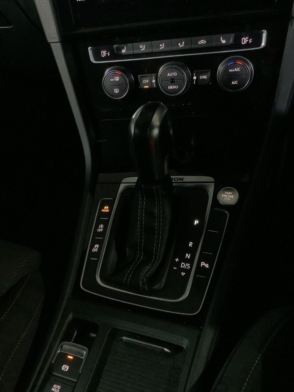 Used Volkswagen Golf 2020 for sale - 76631936: Photo 25