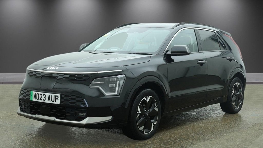 Used Kia Niro 2023 for sale - 78021996: Photo 2