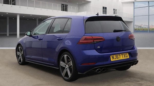 Used Volkswagen Golf 2017 for sale - 76304276: Photo 3