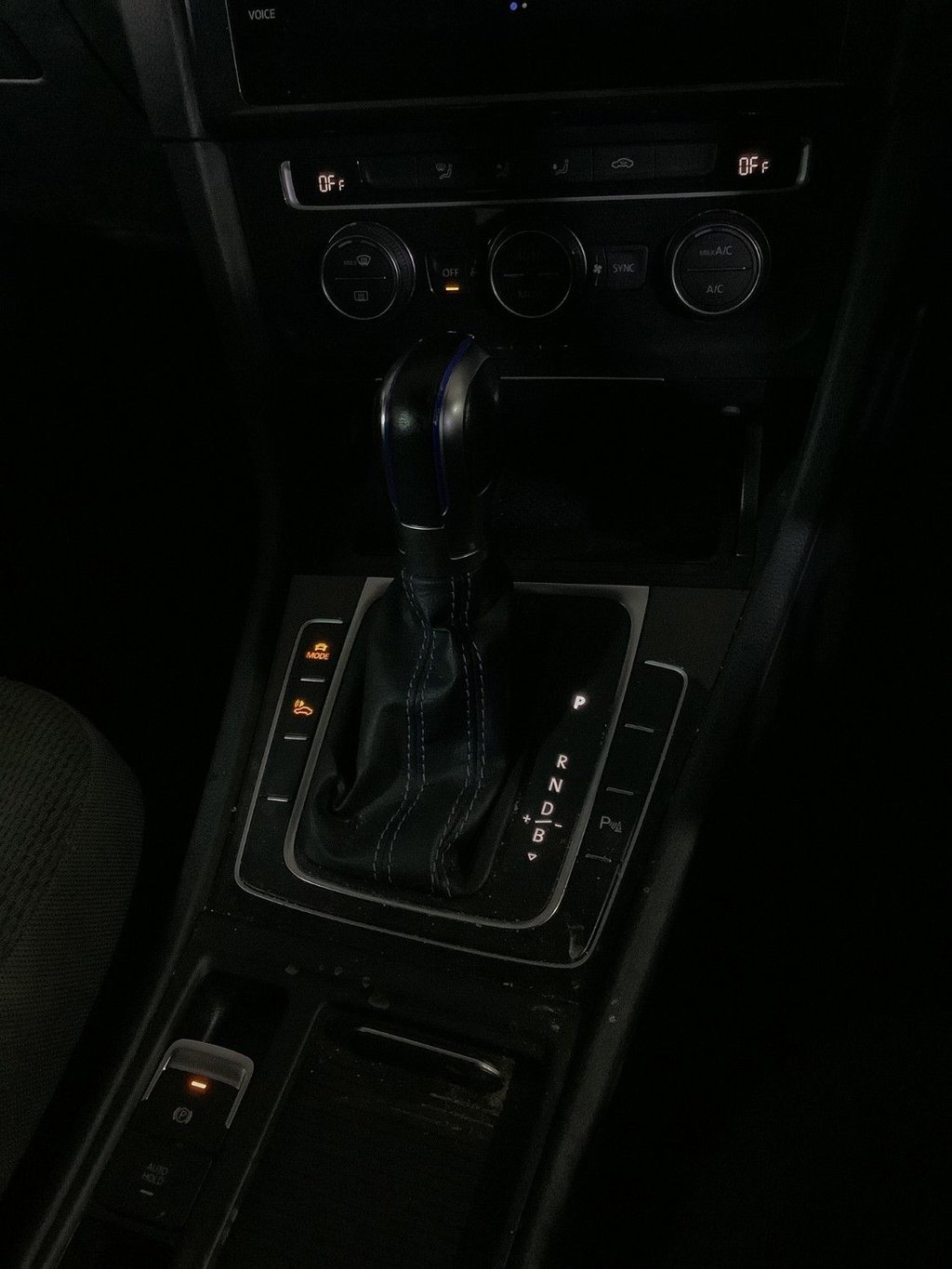 Used Volkswagen Golf 2019 for sale - 76406153: Photo 24