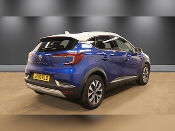 Used Renault Captur 2020 for sale - 78414200: Photo