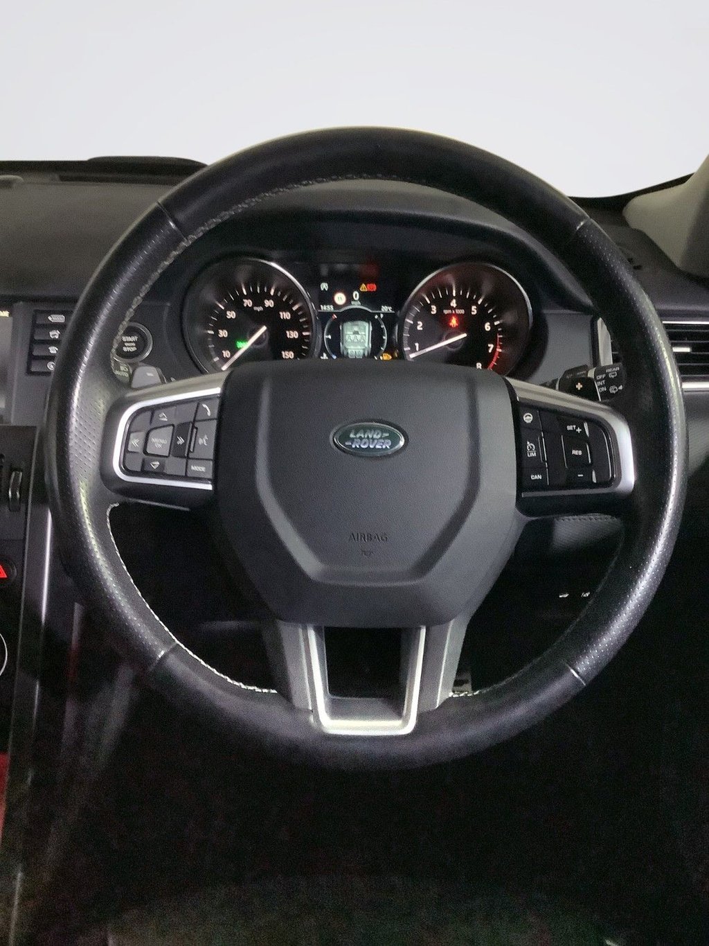 Used Land Rover Discovery Sport 2019 for sale - 76203289: Photo 19