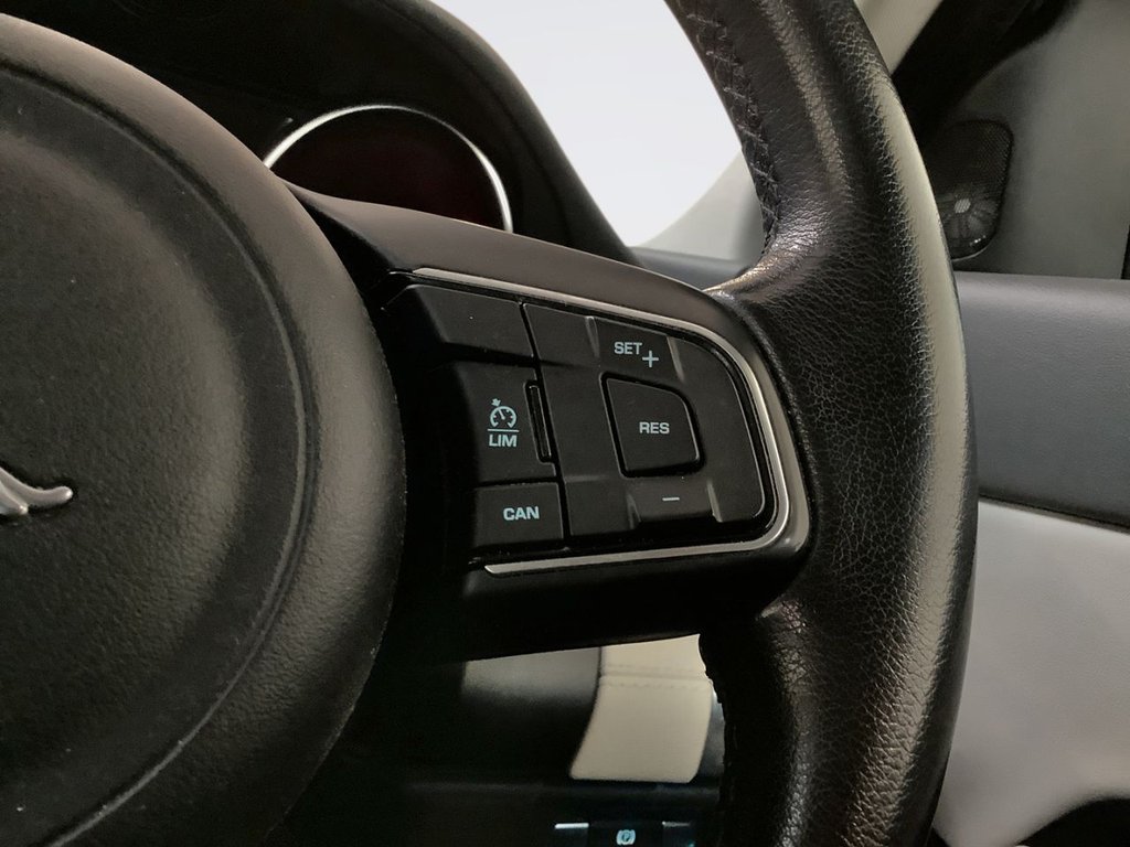 Used Jaguar E-Pace 2018 for sale - 77685354: Photo 19