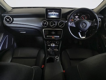 Used Mercedes-Benz GLA 2018 for sale - 78061946: Photo