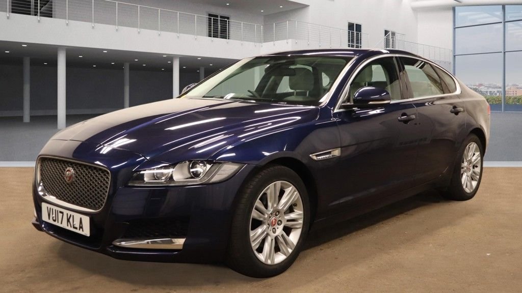 Used Jaguar XF 2017 for sale - 77967367: Photo 8