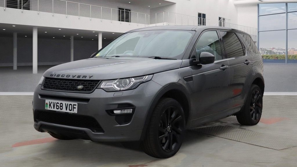 Used Land Rover Discovery Sport 2018 for sale - 76400490: Photo 2