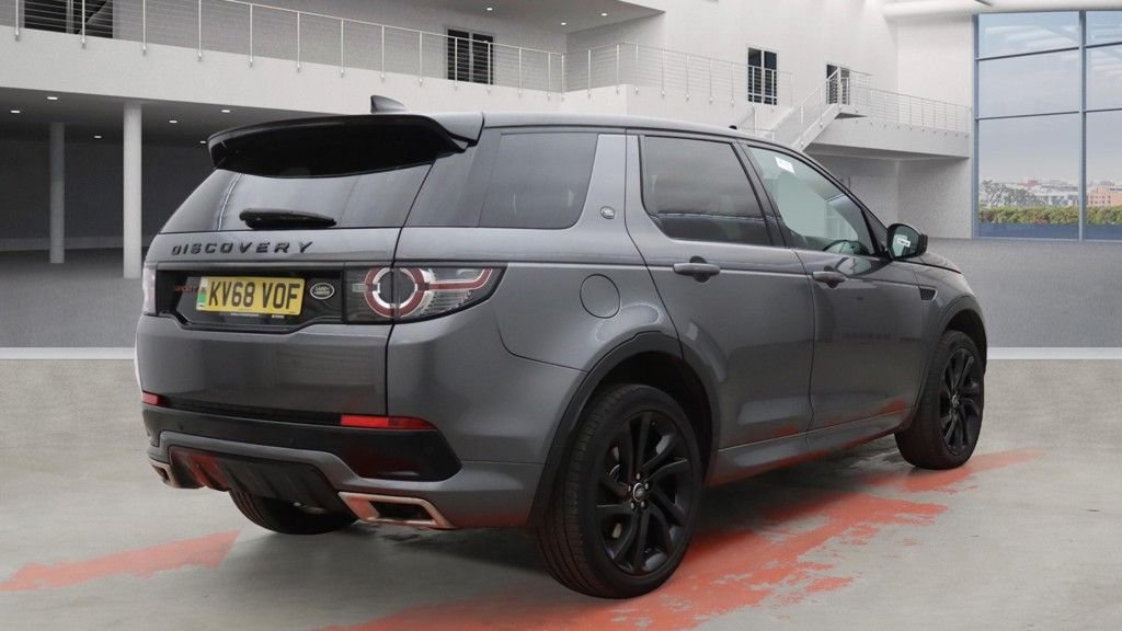 Used Land Rover Discovery Sport 2018 for sale - 76400490: Photo 4