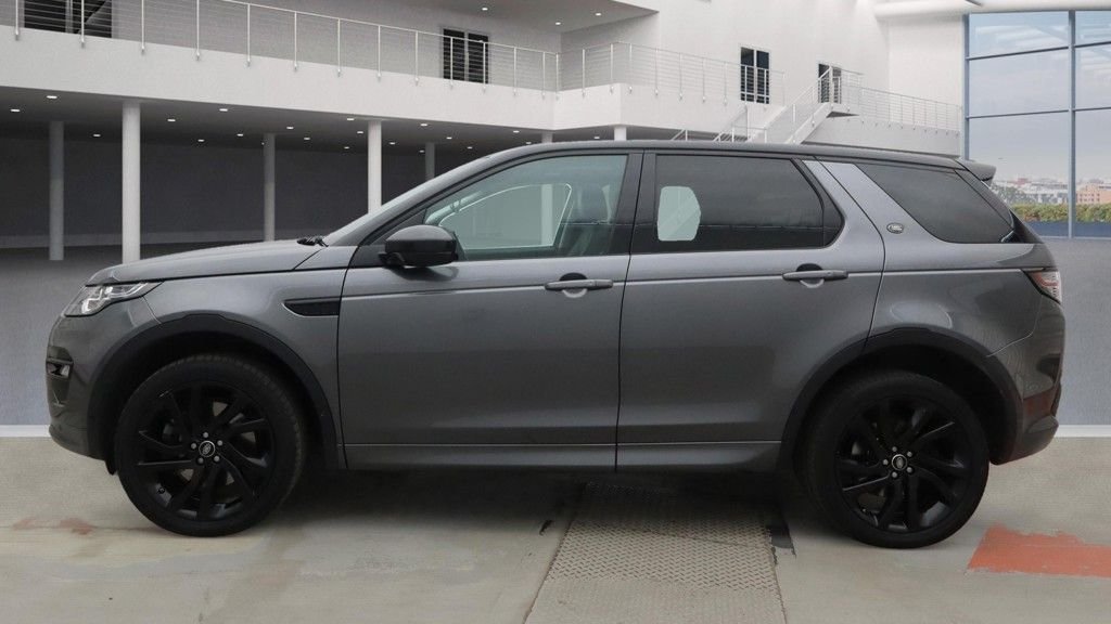 Used Land Rover Discovery Sport 2018 for sale - 76400490: Photo 6