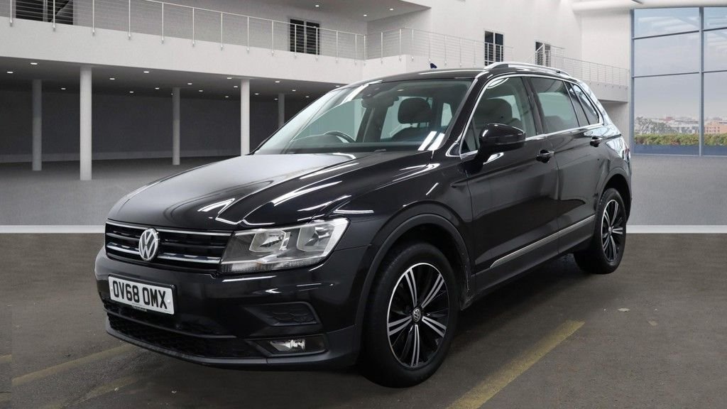 Used Volkswagen Tiguan 2018 for sale - 76482133: Photo 2