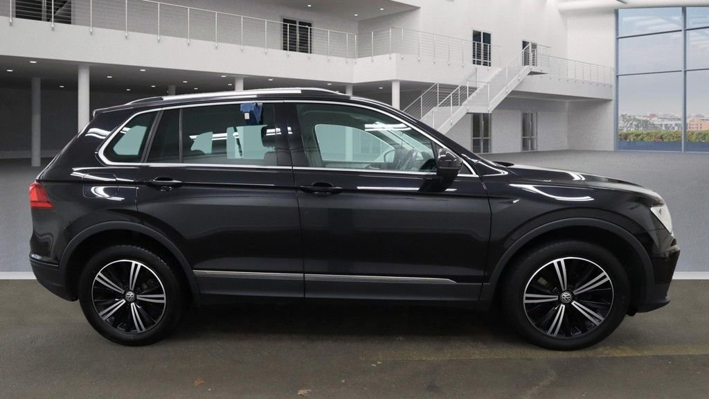 Used Volkswagen Tiguan 2018 for sale - 76482133: Photo 5