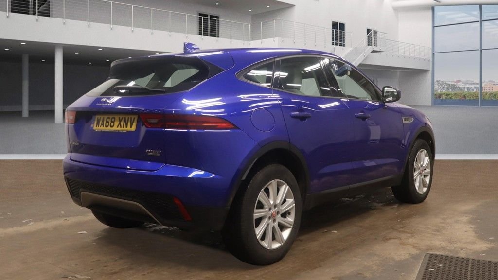 Used Jaguar E-Pace 2018 for sale - 77588284: Photo 4
