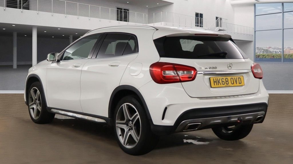 Used Mercedes-Benz GLA 2018 for sale - 77583566: Photo 3